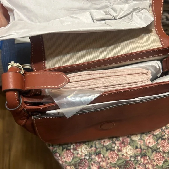 Radley London Shoulder Bag - Picture 3 of 5